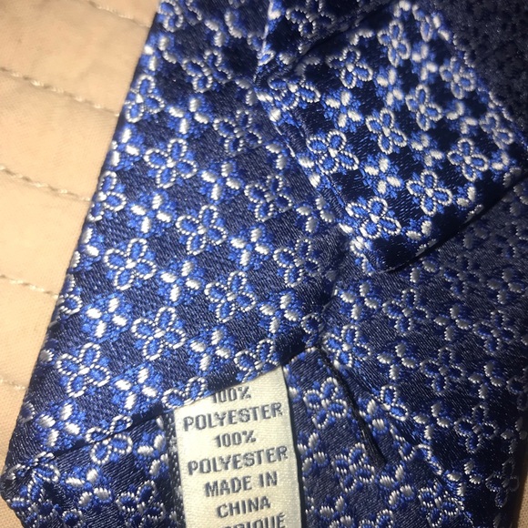 Dress shirt with clip on tie size 12 boys and belt size M - Picture 5 of 8